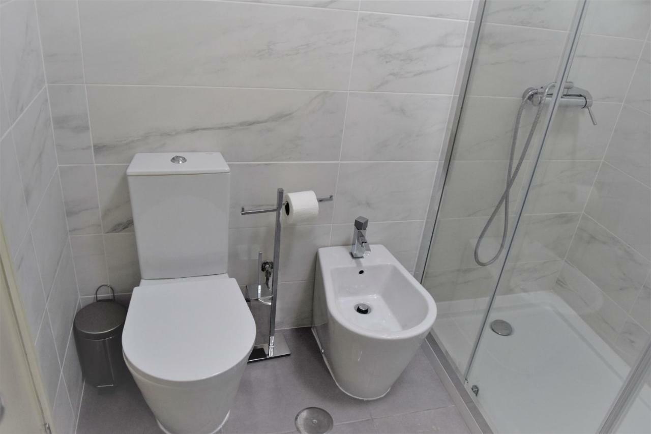 Braga Centro - Apartamento Espacoso E Confortavel - Todas As Comodidades Luaran gambar