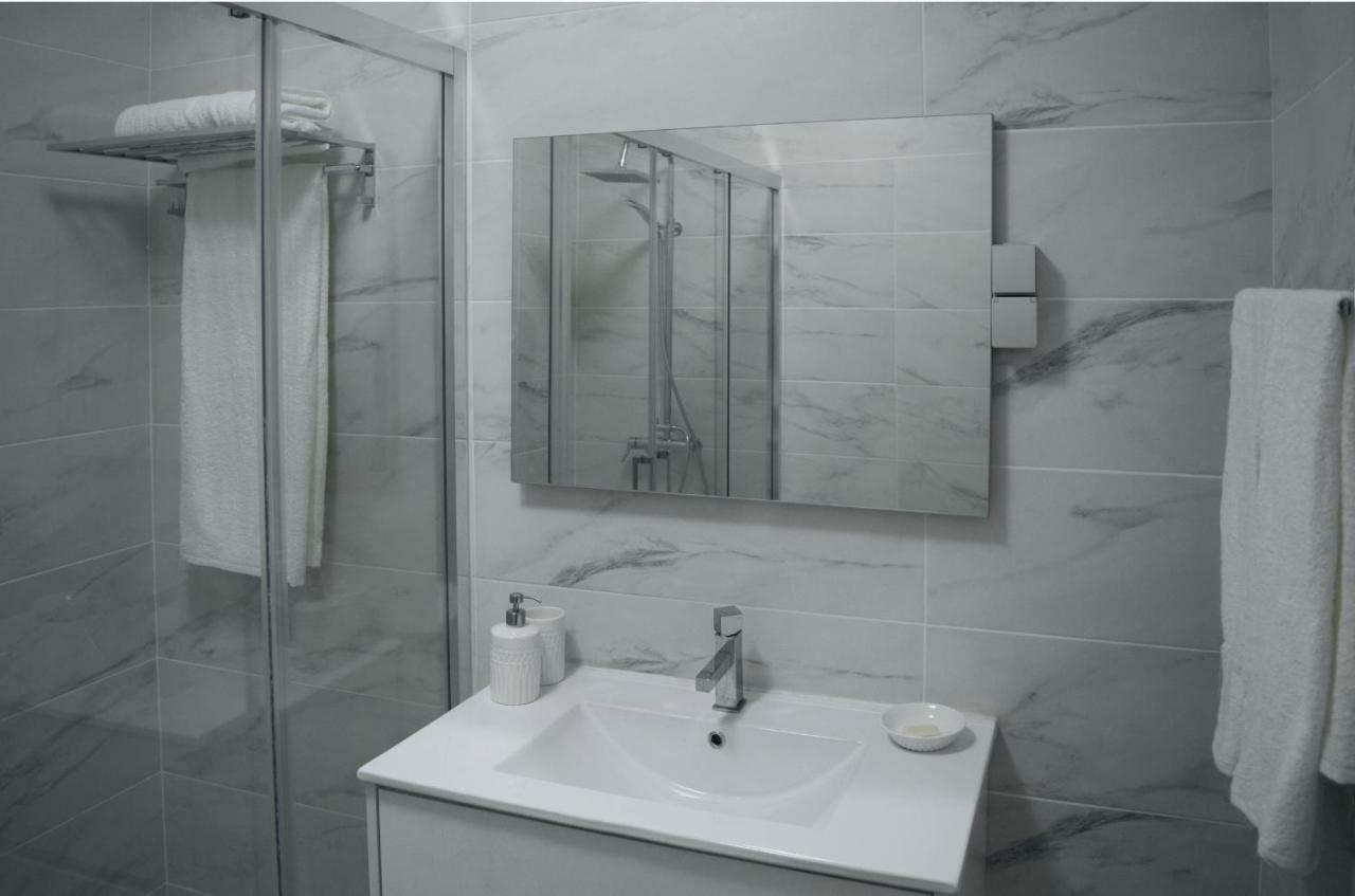 Braga Centro - Apartamento Espacoso E Confortavel - Todas As Comodidades Luaran gambar